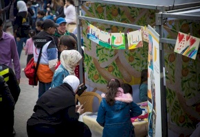 نوار نيسان - على طريق البرتقال