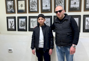 منتدى الفنون البصرية يفتتح معرض أعمال طلبة المساقات الأكاديمية والهواة في البلدة القديمة كفر عقب