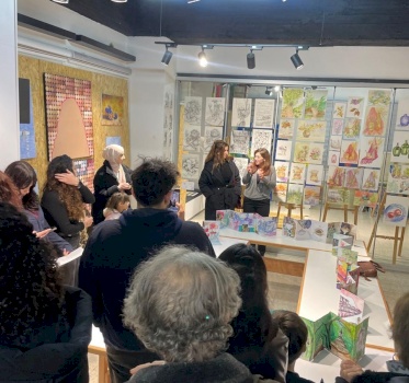 معرض &quot;على قماش 2 &quot;لطلبة المستويات الأكاديمية في مدرسة الفنون البصرية