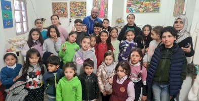 زيارة أطفال مدرسة الفنون البصرية (5 الى 11) لمعرض الفنان علاء البابا 