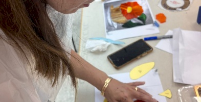 ورشة "الزجاج المعشّق" Stained Glass مع الفنانة منى حشمة