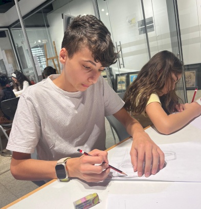 الفصل الثاني في مدرسة الفنون 