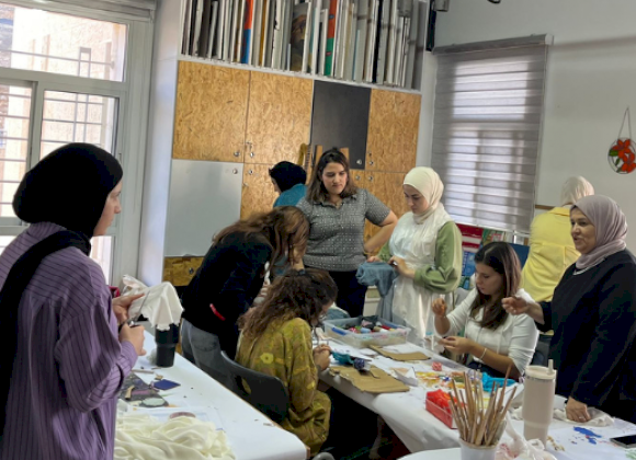 تدريب مدربين  ورشات الفن في القرى الفلسطينية 