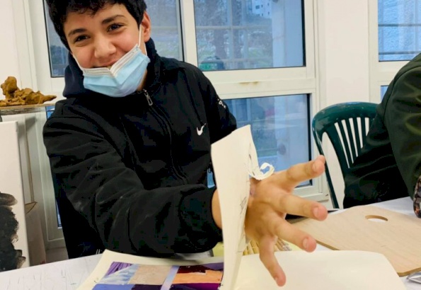 لقطات لطلبة المستويات الاكاديمية لتعليم الفنون في المنتدى