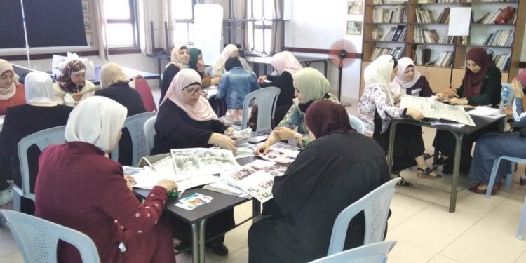 تدريب التفريغ النفسي والاجتماعي من خلال الفنون