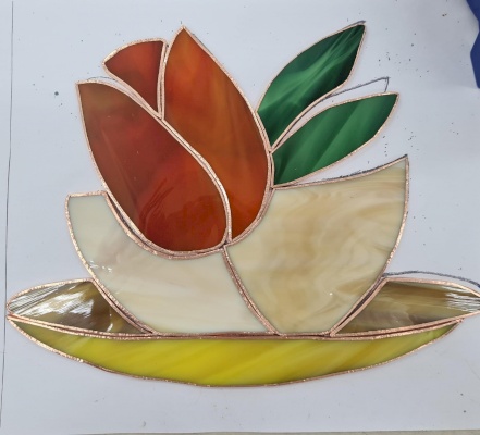 ورشة "الزجاج المعشّق" Stained Glass مع الفنانة منى حشمة